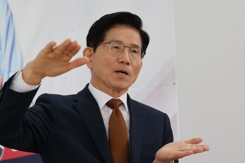 fn인터뷰