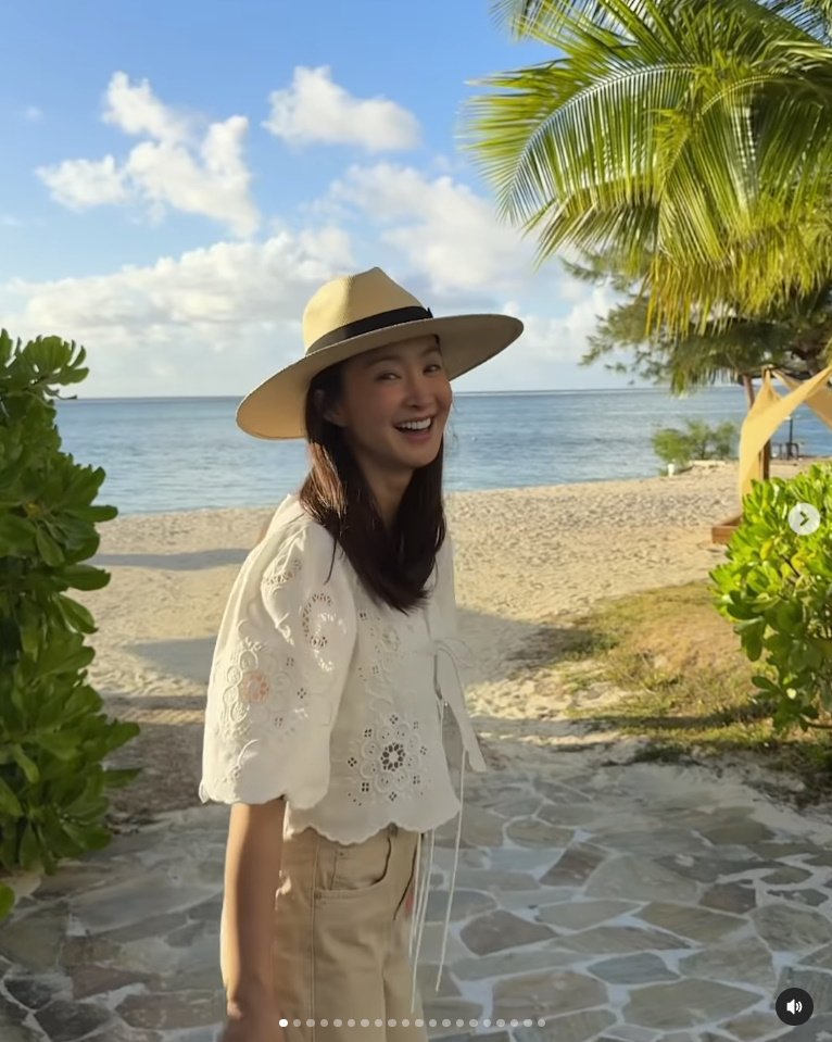 '이혼' 이시영, 아들과 함께 훌쩍 떠난 따뜻한 바다…소녀 미모 [N샷]