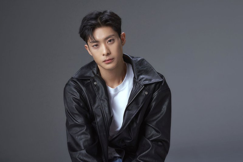 '약한영웅2' 이명로, 연합 소속 빌런 활약…박지훈과 강렬 액션