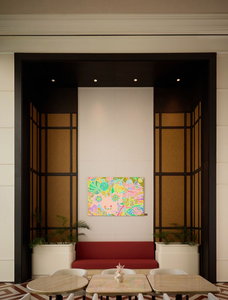 그랜드 조선 제주 힐 스위트 공간에서 만날 수 있는 '컬러풀 이스케이프(Colorful Escape): 이사라 작가 특별전'. 조선호텔앤리조트 제공