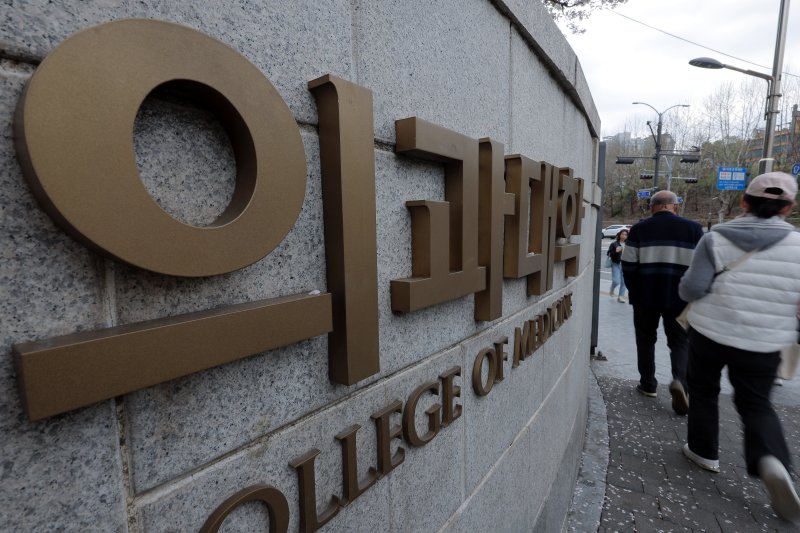 의대생 유급 면제 협상은 루머… 내년 신입생 우선 교육 학칙 개정 움직임