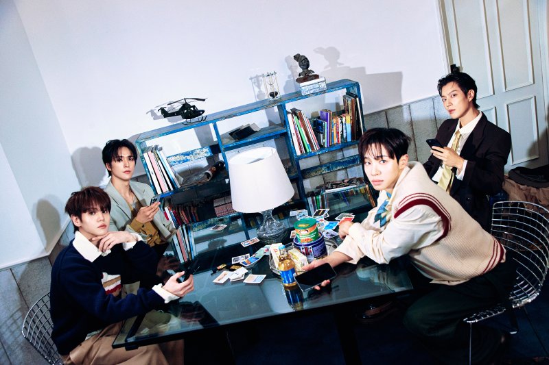 하이라이트 비스트로 신곡 내 감개무량, 이름만 들어도 울컥