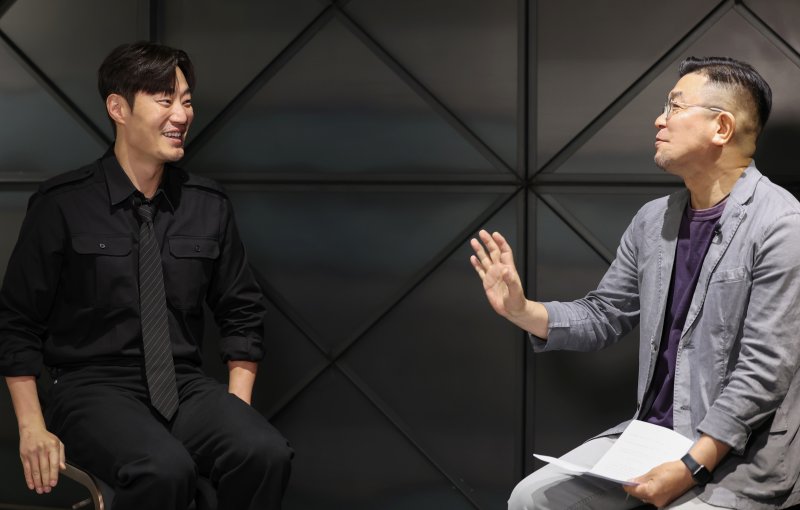 이희준, 경계 없는 배우의 아우라 [정덕현의 페르소나K]