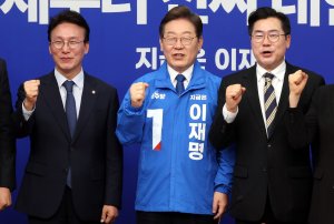 최신 뉴스 이미지