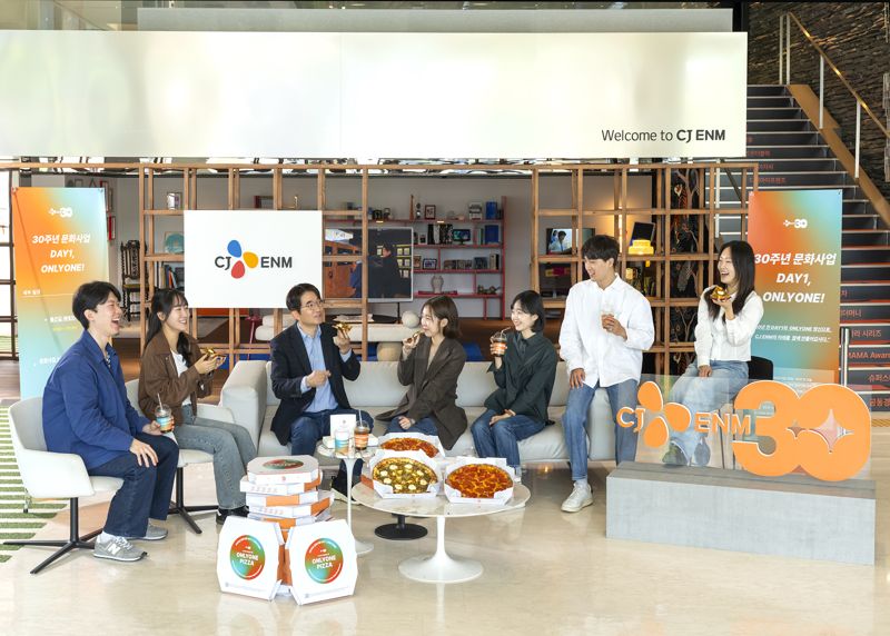 CJ ENM, 30주년 "최초·최고·차별화 여정..글로벌IP하우스 될 것"