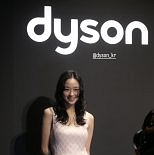 ′금융인♥′ 손연재, 1살 子과 나들이…앙증맞은 손발