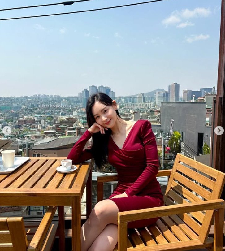 김다영, 14세 연상 예비신랑 배성재의 '볼키스' 공개…럽스타그램