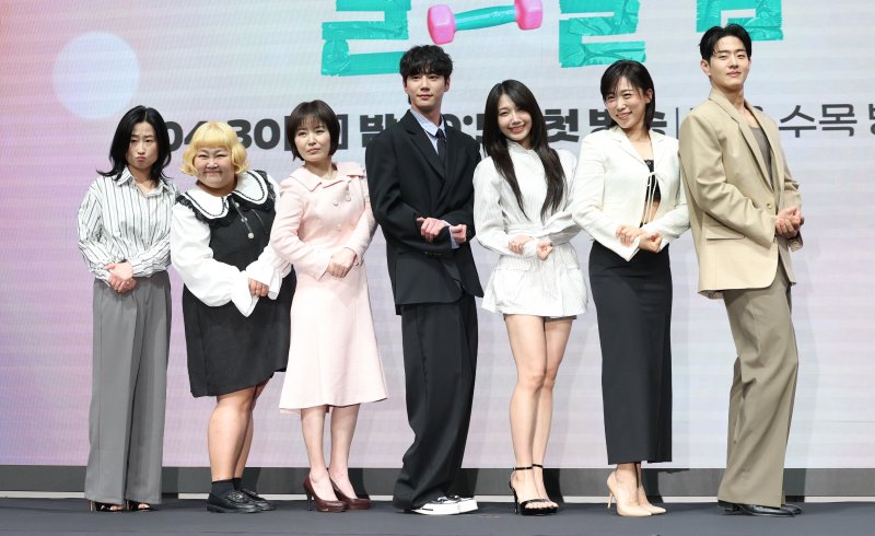 기세 좋은 이준영·17kg 감량 홍윤화…기적의 '24시 헬스클럽' 오픈