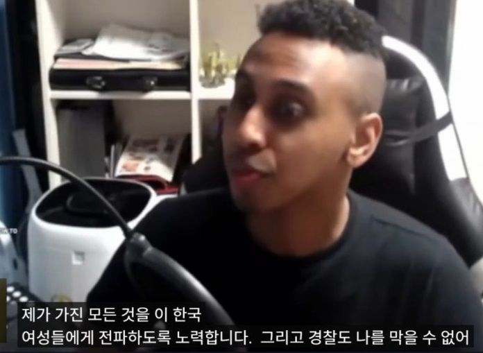 조니 소말리가 안전 바카라사이트 여성들에게 성병을 퍼뜨리겠다고 주장하고 있다. /사진=유튜브 '리걸 마인드셋' 갈무리