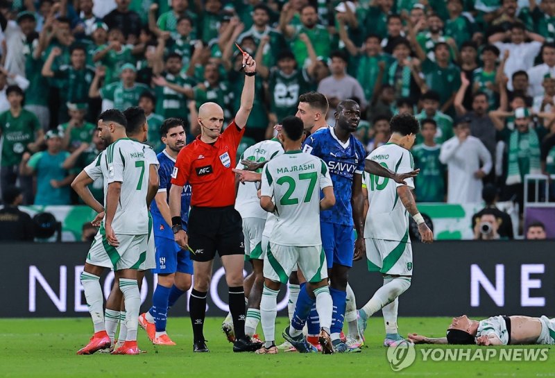 알힐랄 선수들의 경기 장면. 연합뉴스