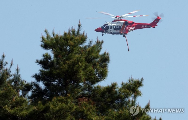 대구 산불 재발화 진화작업 (출처=연합뉴스)