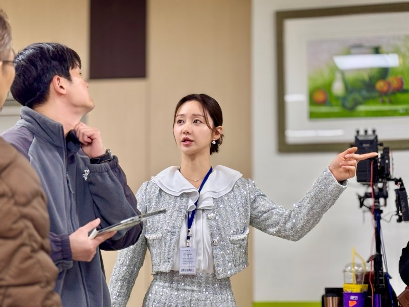 '신데렐라 게임' 한그루 악착같은 삶 공감…물 맞고 머리채 잡고 [N인터뷰]①