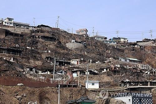 산불에 탄 영덕 해안마을 (출처=연합뉴스)