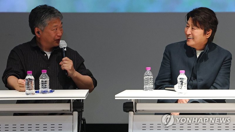 화기애애한 씨네토크 (출처=연합뉴스)