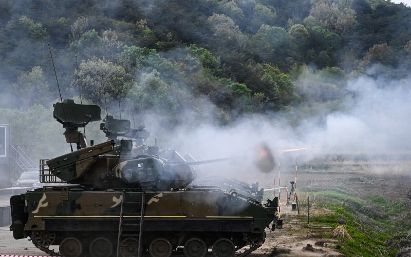 육군, 2기갑여단&middot;21사단&middot;20기갑여단 대공 실사격 훈련