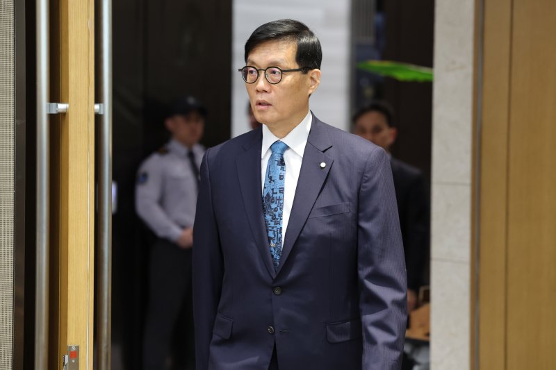 [서울=뉴시스] 이창용 한국은행 총재. (사진=뉴시스DB) photo@newsis.com