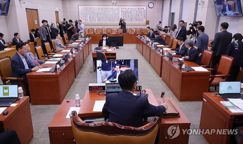갑작스레 열린 국회 법사위 (출처=연합뉴스)