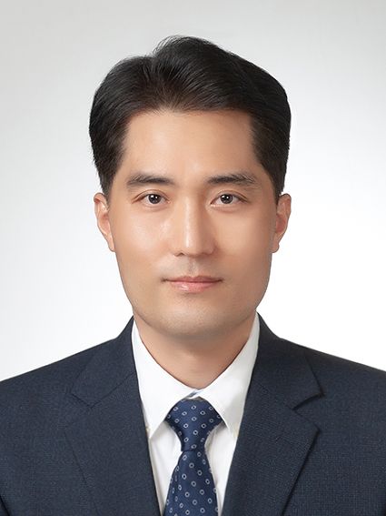과도기 국제질서 장기화, 트럼프 100일 혼란도 전략?  