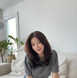 이주빈, 넓은 통창 한강뷰 아파트 공개…″이사 끝″