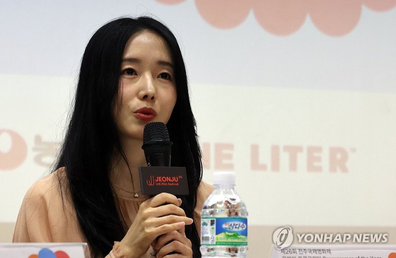 '올해의 프로그래머' 배우 이정현 (출처=연합뉴스)