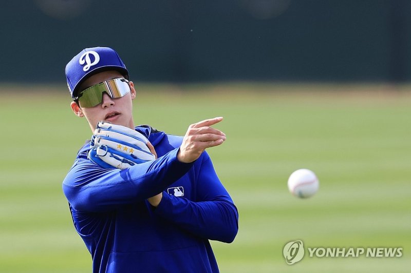 캐치볼하는 김혜성 (출처=연합뉴스)