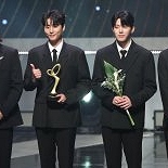 데이식스, 자카르타 폭우로 공연 지연…JYP ″책임 통감″