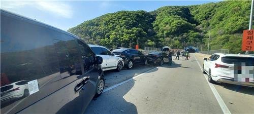 사고가 난 차량 (출처=연합뉴스)