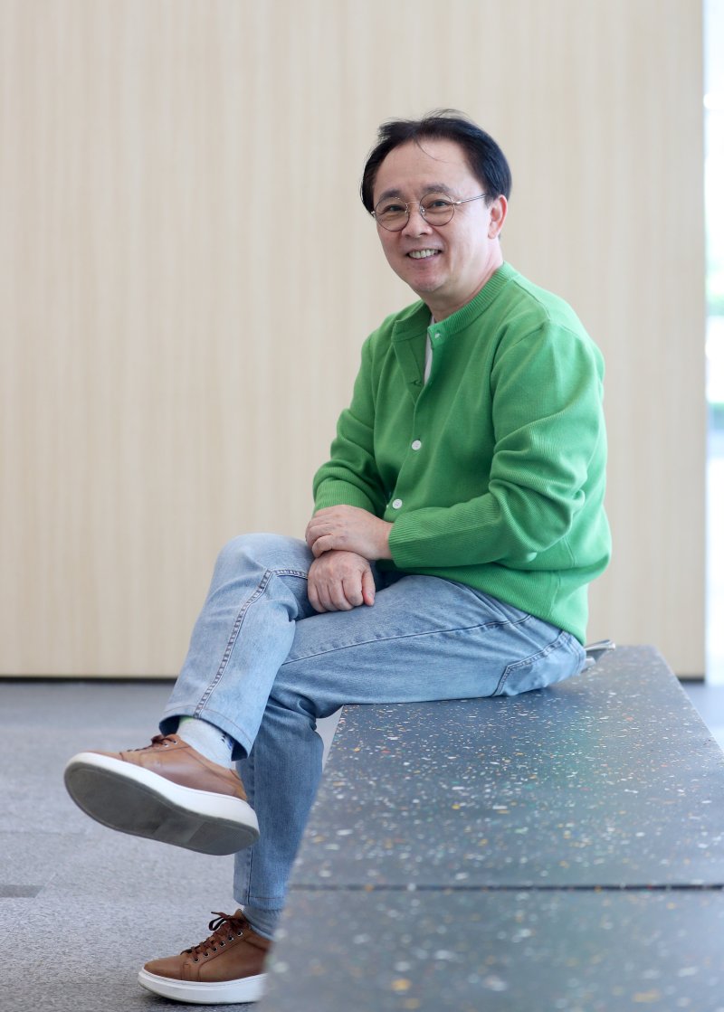 '데뷔 60주년' 맞은 '꼬마신랑' 김정훈 "은퇴요? 반드시 돌아옵니다!"