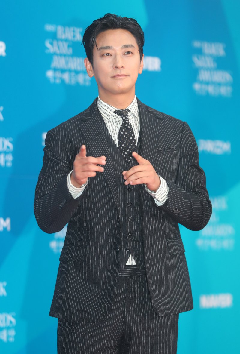 백상의 선택은 '폭싹' 아닌 '흑백요리사'…영화 대상 홍경표