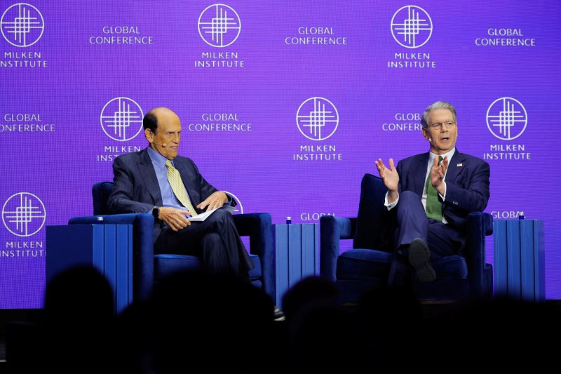 "美 경제 강해 내년 성장률 3% 달성" 베선트 美 재무 장관은 자신했다