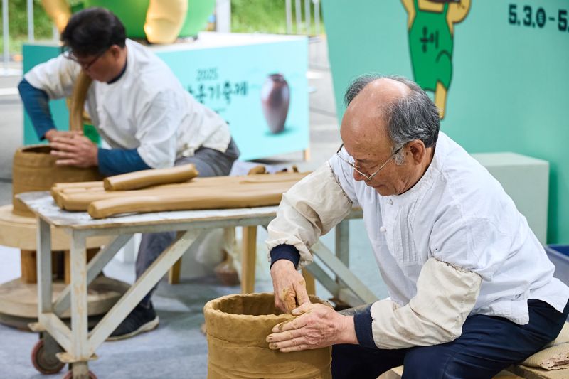 울산옹기축제 16만명 운집.. 소문난 축제 즐길 거리 많았다