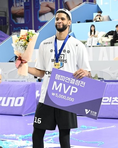프로배구 남자부 챔피언결정전 MVP 레오 (출처=연합뉴스)