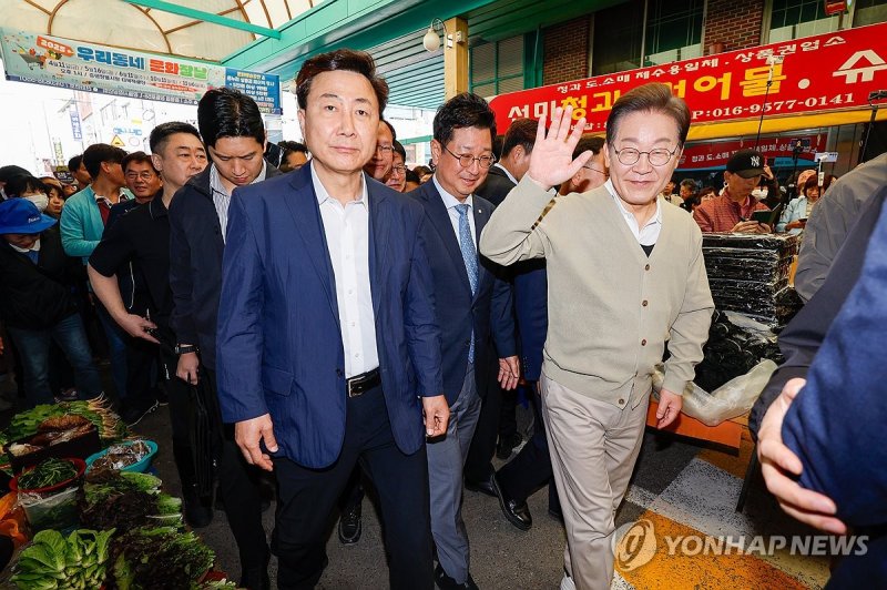 충북 증평군 찾은 민주당 이재명 대선 후보 (출처=연합뉴스)