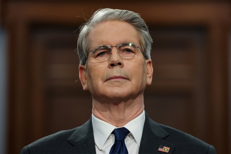 스콧 베선트 미국 재무장관이 지난달 6일(현지시간) 미국 워싱턴DC 하원 청문회에 참석해 증언하고 있다.로이터연합뉴스