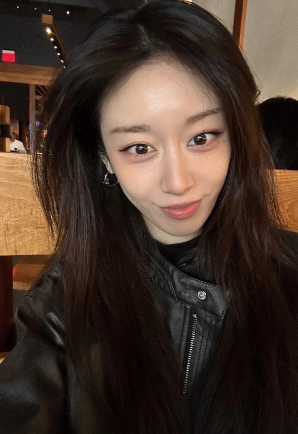 티아라 지연, 이혼 후 더욱 물오르는 미모…공연장서 맥주까지 [N샷]