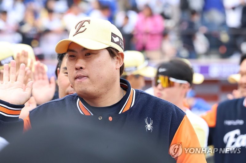 승리투수, 류현진 (출처=연합뉴스)