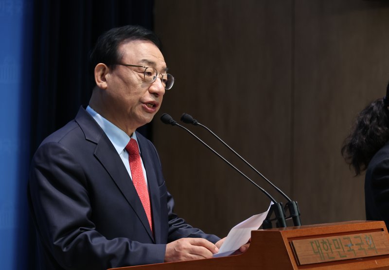 [서울=뉴시스] 고승민 기자 = 이정현 한덕수 무소속 대선 예비후보 캠프 대변인. 2025.04.08. kkssmm99@newsis.com