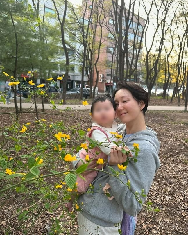이유영 딸, 벌써 이렇게 컸어?…깜찍 비주얼
