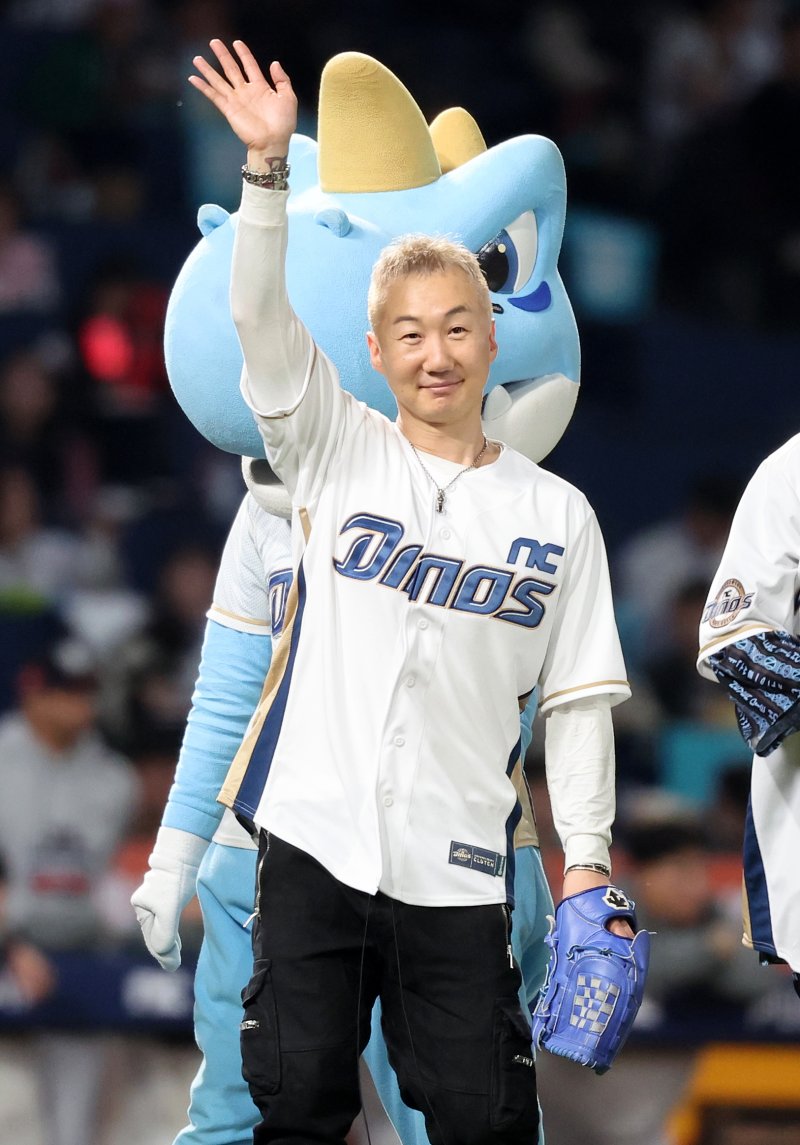 '48세' 노브레인 이성우, 10월 비연예인과 결혼…"믿기지 않아"
