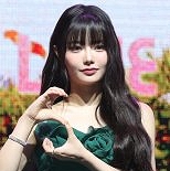 피프티피프티 키나, 새 앨범 활동 불참…″건강상 이유로 휴식″