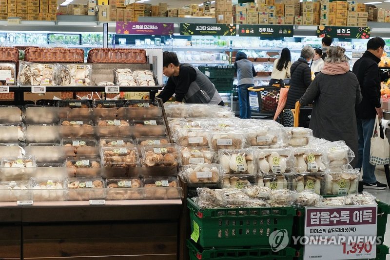 물가 (출처=연합뉴스)