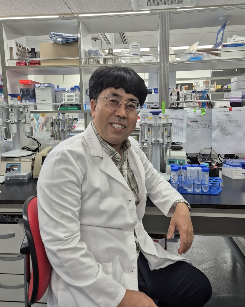 박관호 농진청 산업곤충과 박사. 농진청 제공