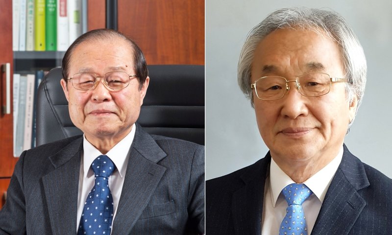 안휘준 서울대 명예교수(왼쪽)와 윤열수 가회민화박물관장 (출처=연합뉴스)