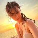 비키니 입은 박규리, 이국적 섹시 비주얼…″충격적으로 예뻐″