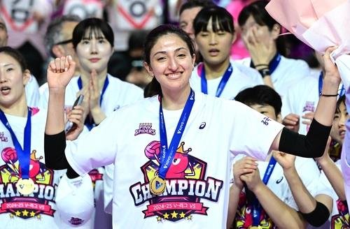 흥국생명의 통합우승에 앞장선 투트쿠 (출처=연합뉴스)