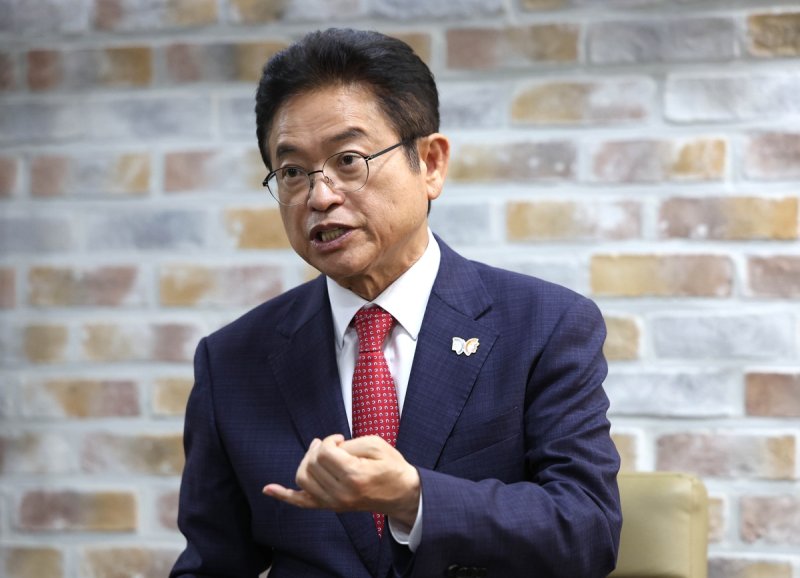연합뉴스와 인터뷰하는 이철우 경북지사 (출처=연합뉴스)
