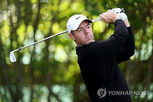 연습 라운드 중인 로리 매킬로이. (출처=연합뉴스)