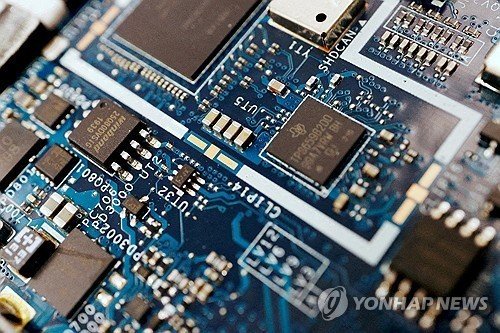 반도체칩 (출처=연합뉴스)