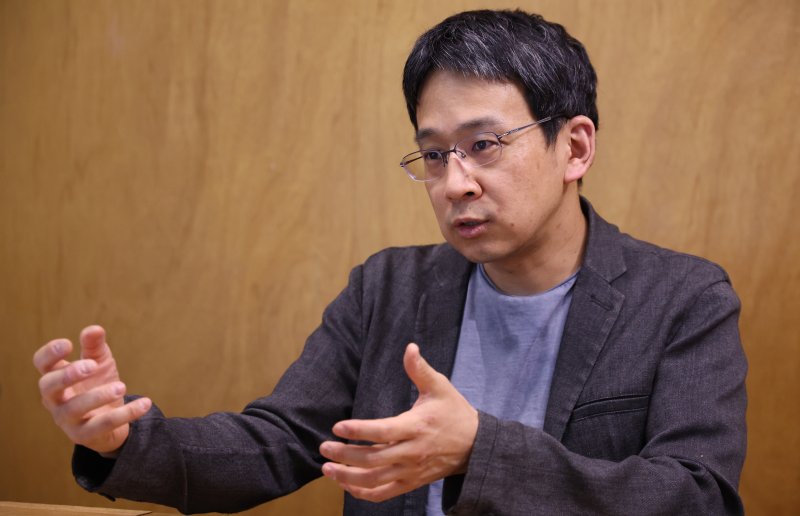 김주진 기후솔루션 대표가 2일 서울시 성동구 헤이그라운드에서 뉴스1과 인터뷰를 하고 있다. 2025.5.2/뉴스1 ⓒ News1 김명섭 기자