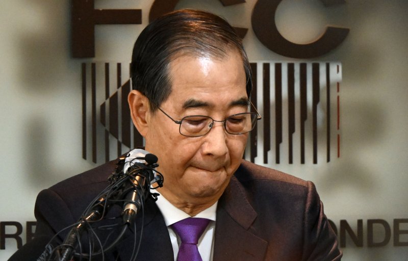 [서울=뉴시스] 국회사진기자단 = 한덕수 무소속 대선 후보가 7일 서울 중구 한국프레스센터에서 열린 서울외신기자클럽 초청 기자간담회에서 발언하고 있다. 2025.05.07. photo@newsis.com